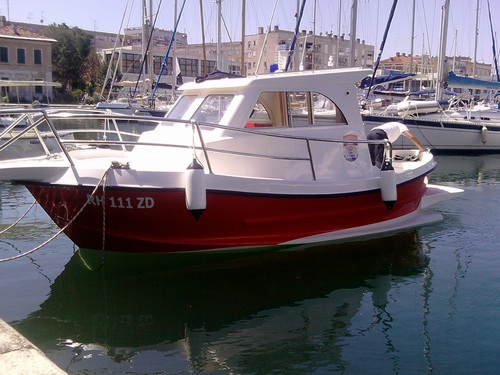 vatrogasni brod